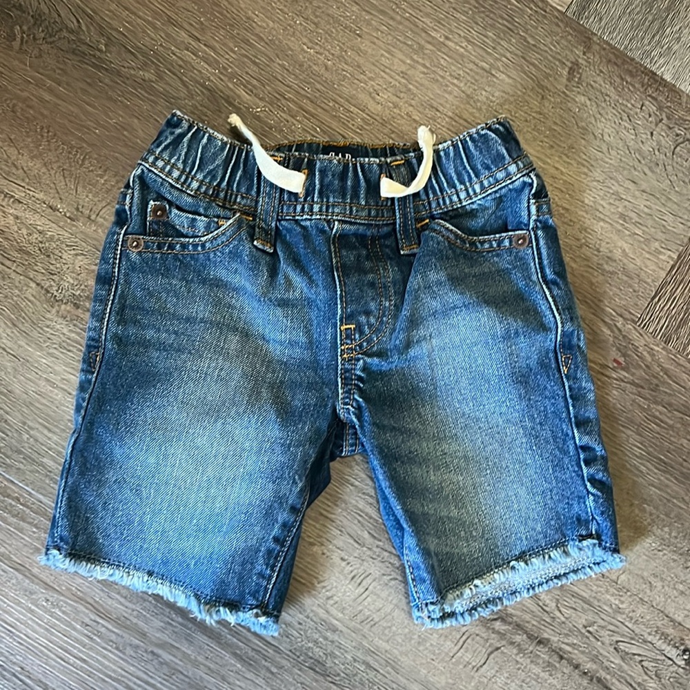 Gap boys shorts